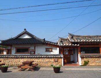 Floral Space Hanok Guesthouse